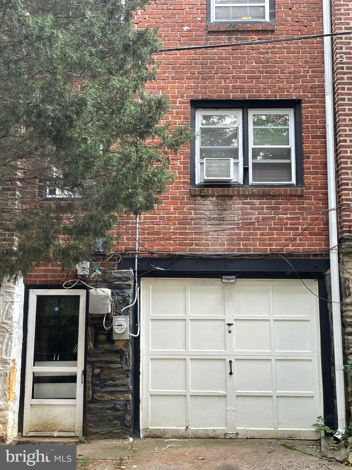 11 Ashbourne Road Darby, PA 19023 - Photo 3 of 14 Gallery Image 3