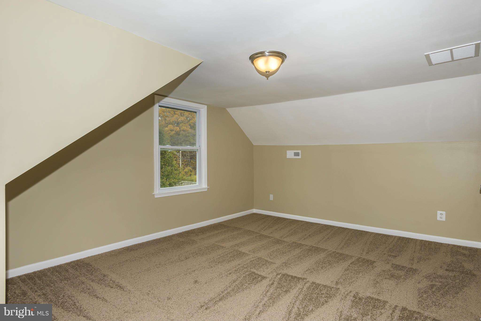 1840 Division Road Pasadena, MD 21122 - Photo 26 of 30 Bedroom