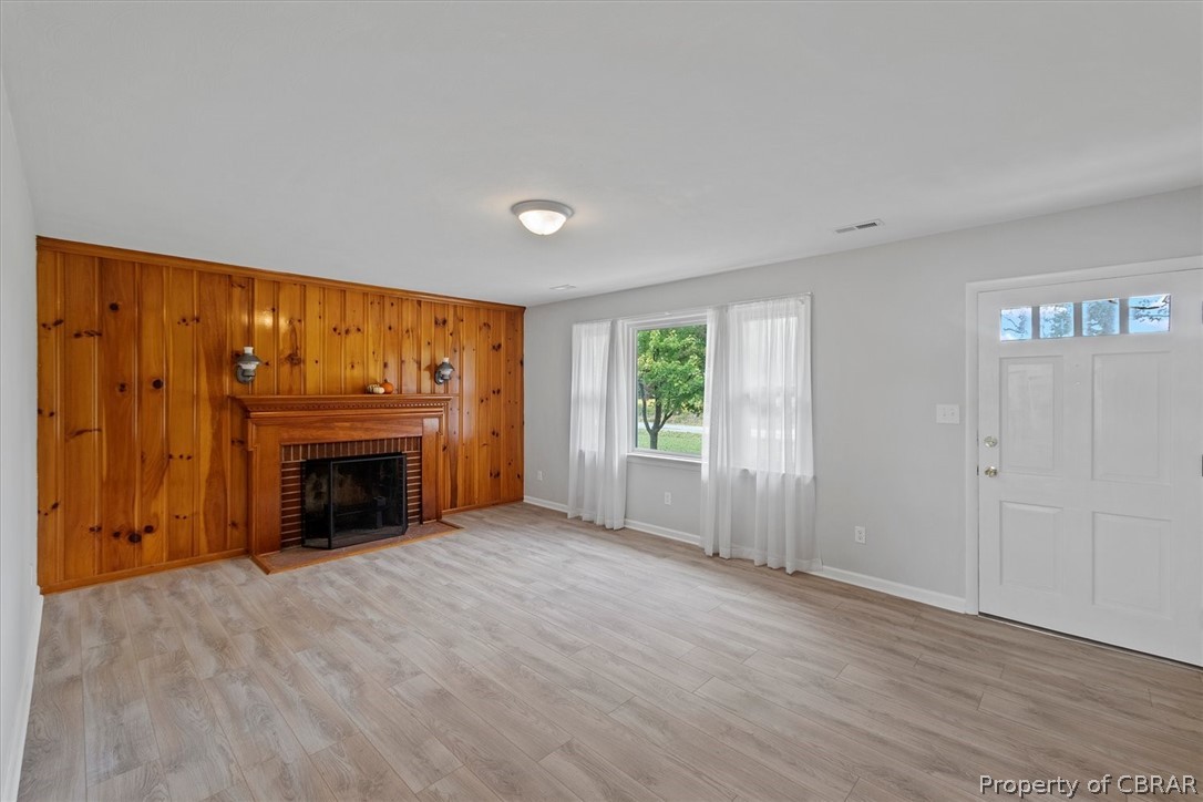 8016 Brays Point Road Hayes, VA 23072 - Photo 17 of 50