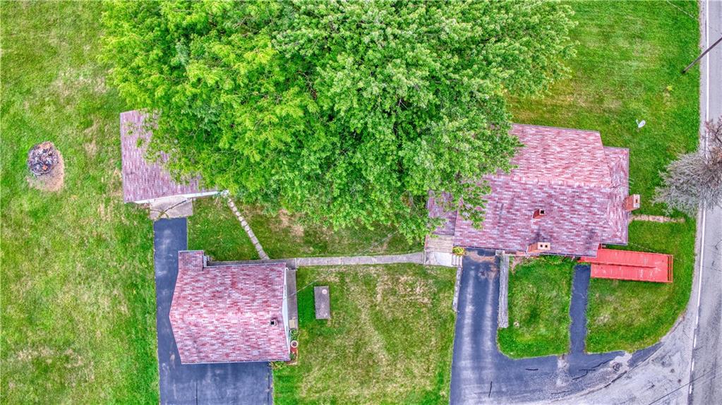684 Hopewell Road White, PA 15490 - Photo 4 of 25