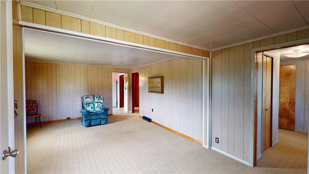684 Hopewell Road White, PA 15490 - Photo 8 of 25