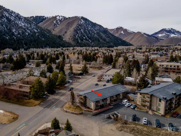 $389,500 | 260 2nd Avenue South, Unit 52, Ketchum, ID 83340