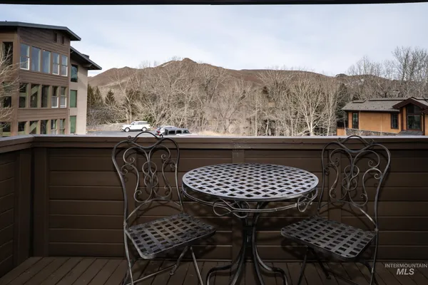 $389,500 | 260 2nd Avenue South, Unit 52, Ketchum, ID 83340