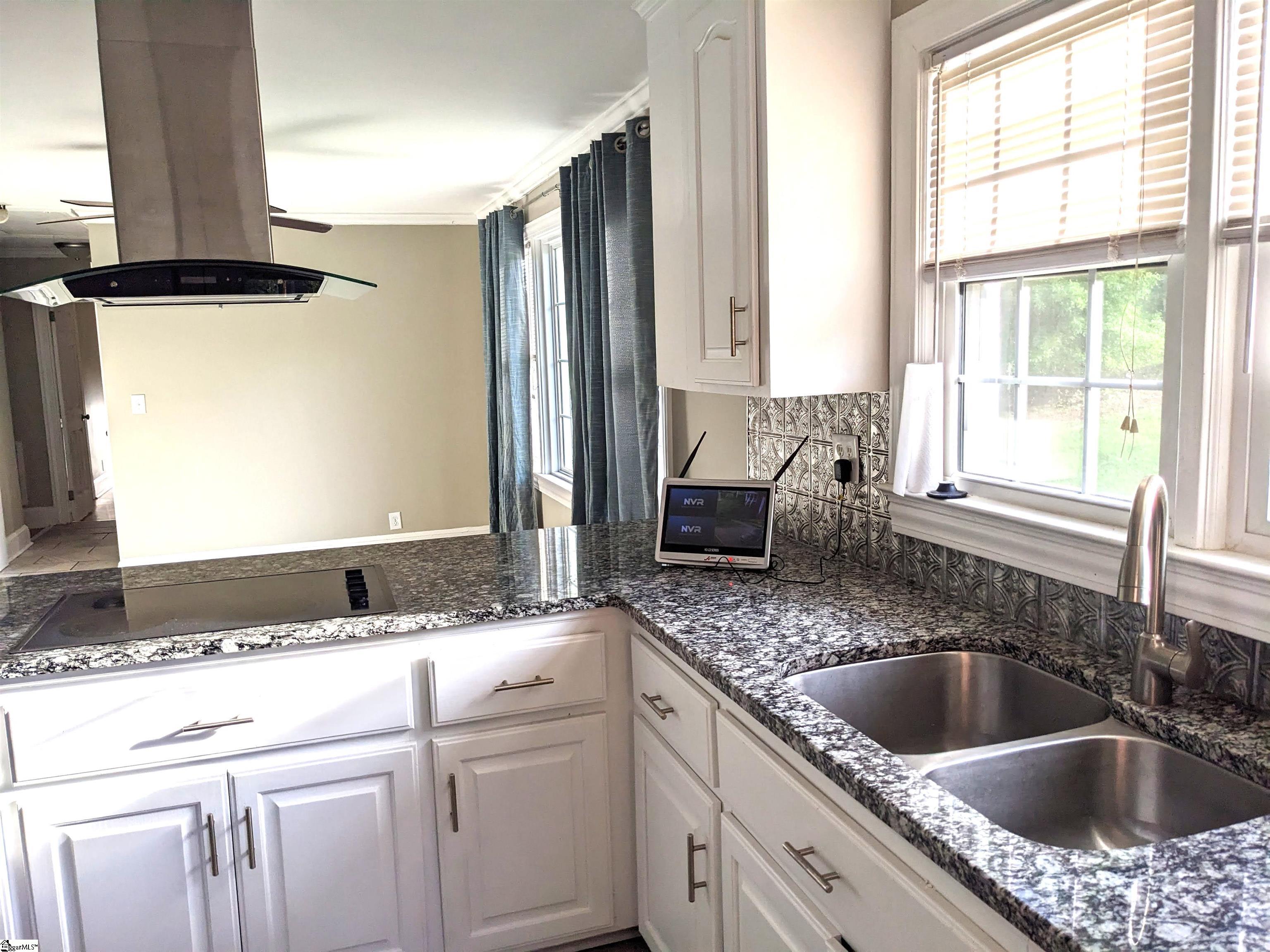 2826-2824 Standing Springs Road Simpsonville, SC 29680 - Photo 24 of 50 Gallery Image 24