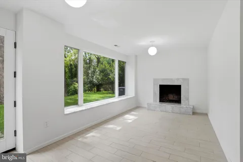 $1,000,000 | 695 Knox Road, Wayne, PA 19087