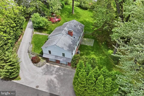 $1,000,000 | 695 Knox Road, Wayne, PA 19087