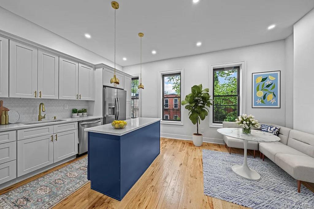 581 Decatur Street Brooklyn, NY 11233 - Photo 4 of 12
