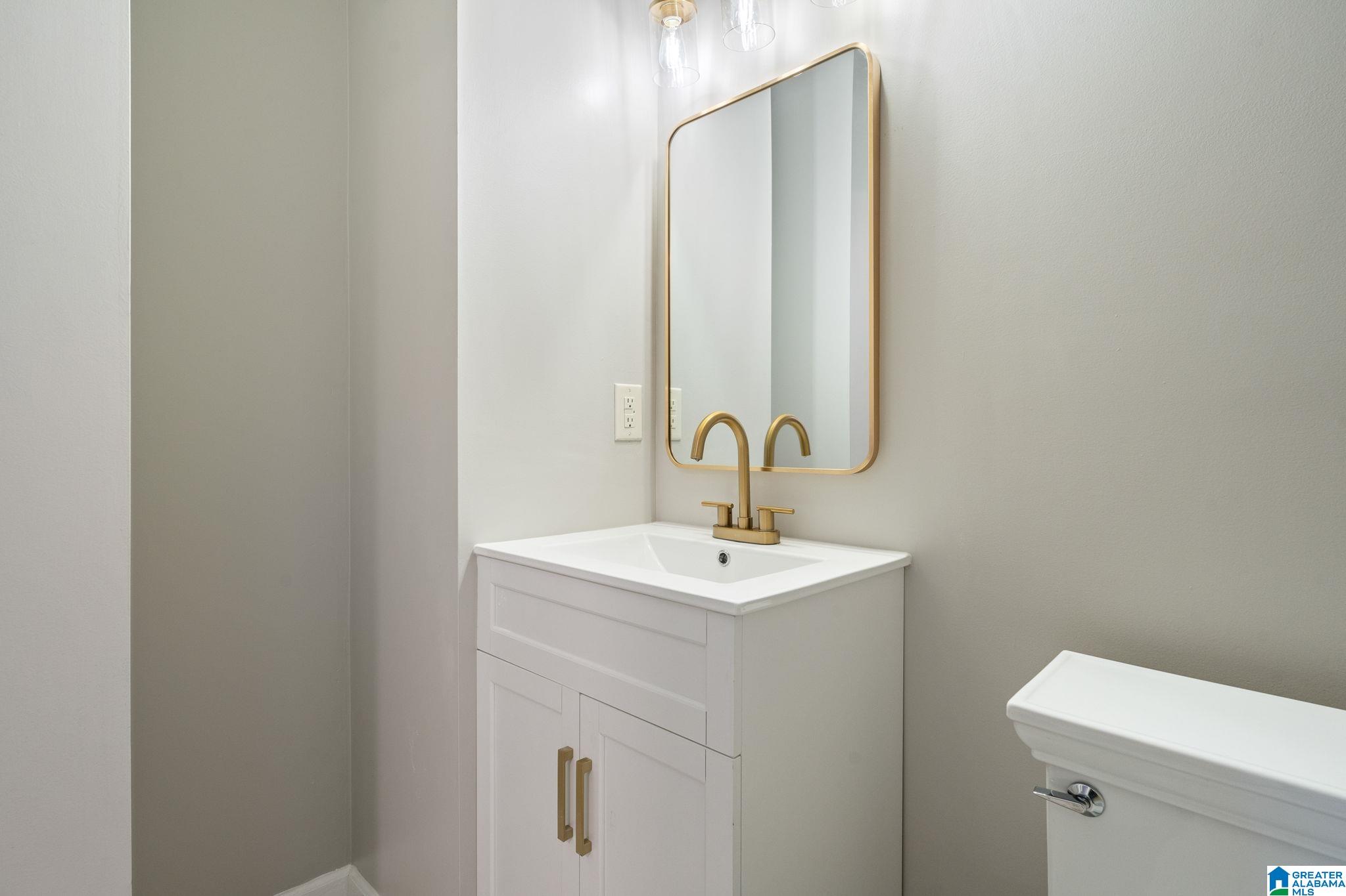 200 South Wood Road Birmingham, AL 35209 - Photo 27 of 39