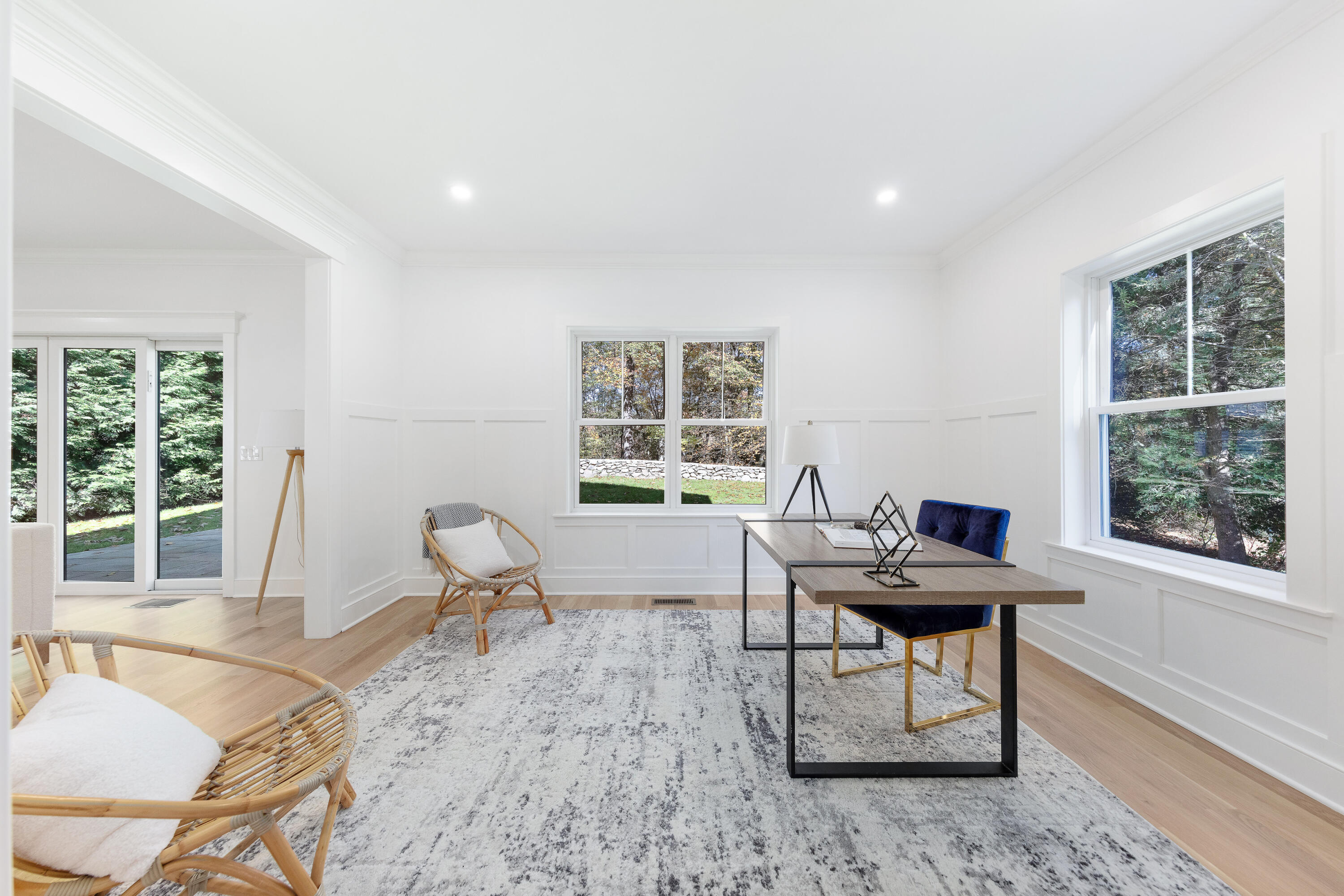 14 Edgewood Road Darien, CT 06820 - Photo 15 of 38 a workspace with furniture and a window