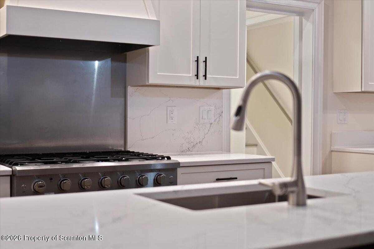 434 Summit Woods Road Moscow, PA 18444 - Photo 17 of 60 32-DSC07443