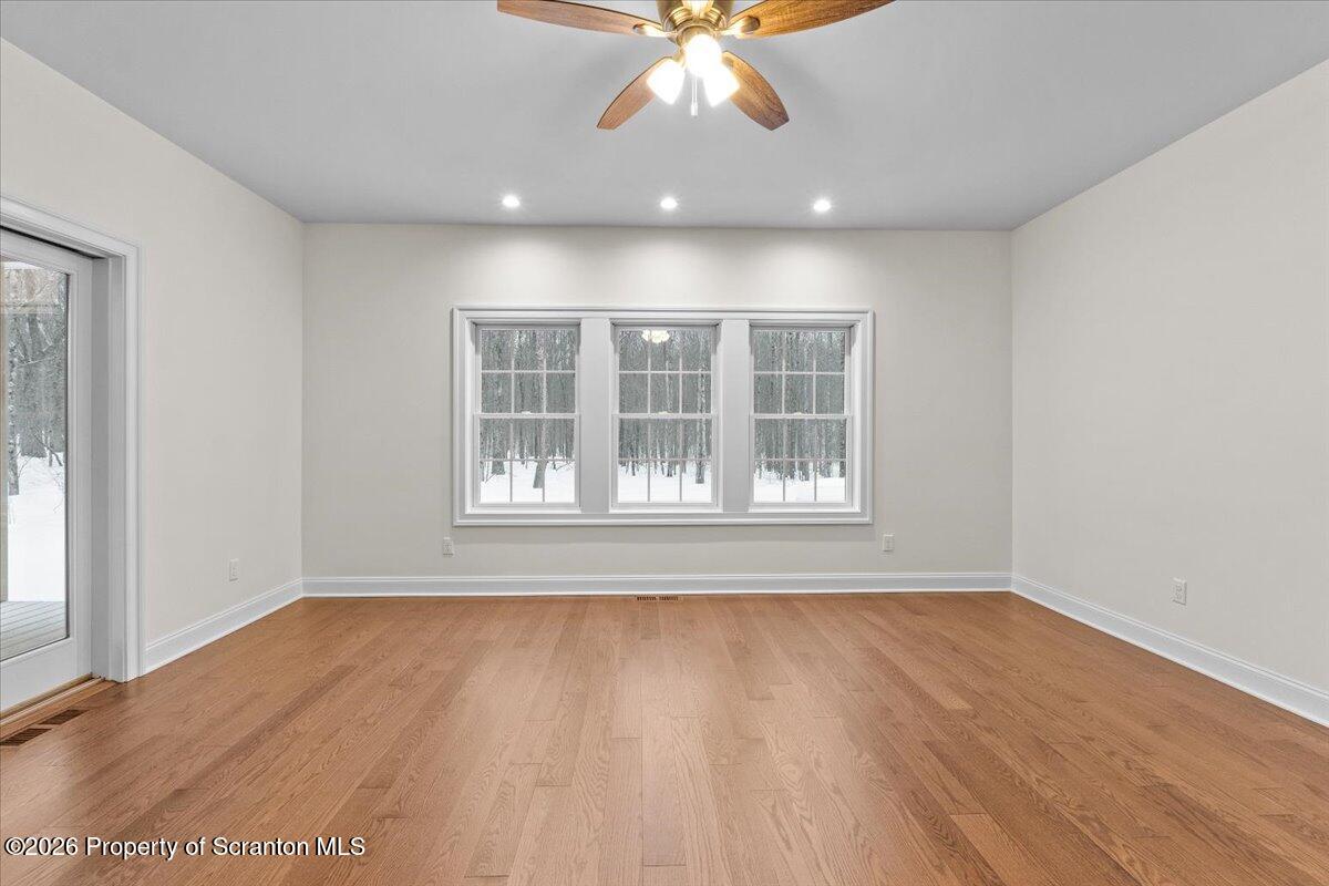 434 Summit Woods Road Moscow, PA 18444 - Photo 20 of 60 33-DSC07377