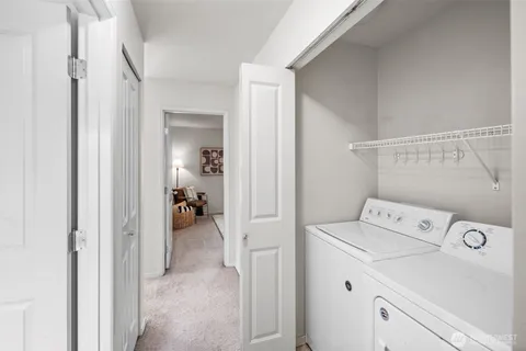 a view of utility room