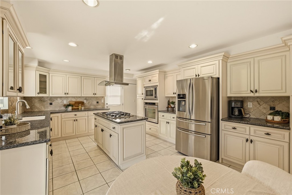 10865 Wystone Avenue Porter Ranch, CA 91326 - Photo 26 of 35