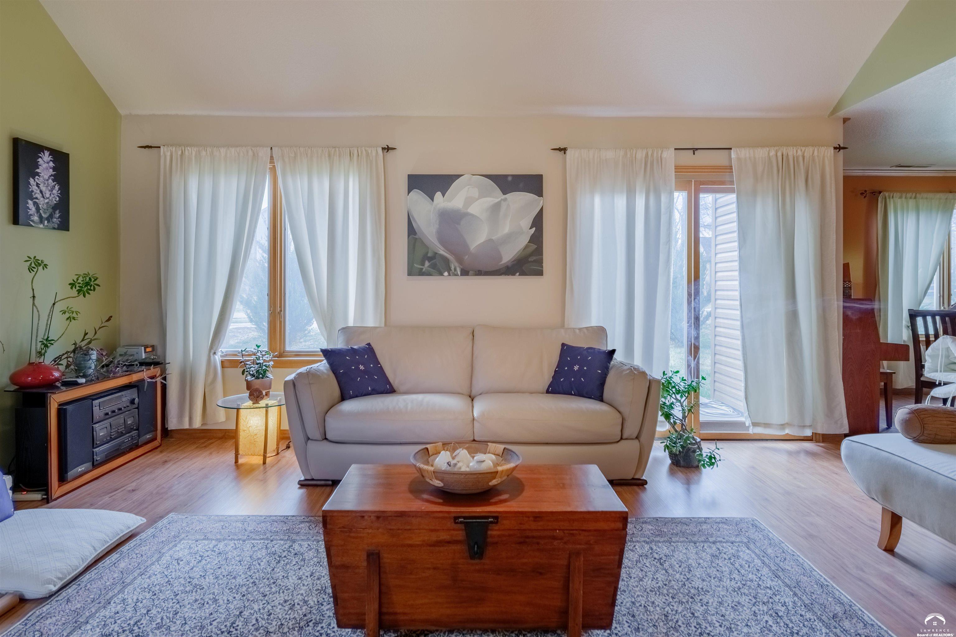 4917 Colonial Way Lawrence, KS 66049 - Photo 15 of 29