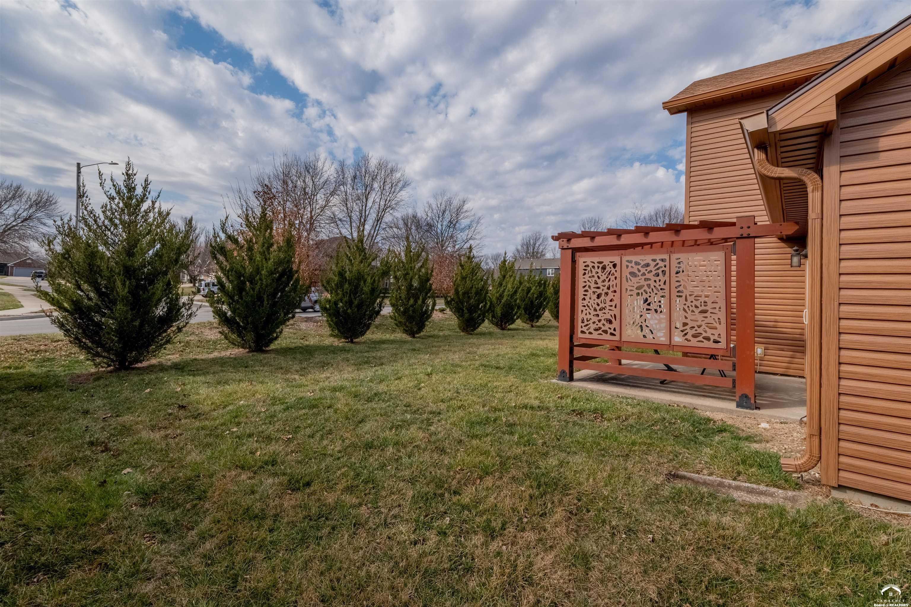 4917 Colonial Way Lawrence, KS 66049 - Photo 28 of 29