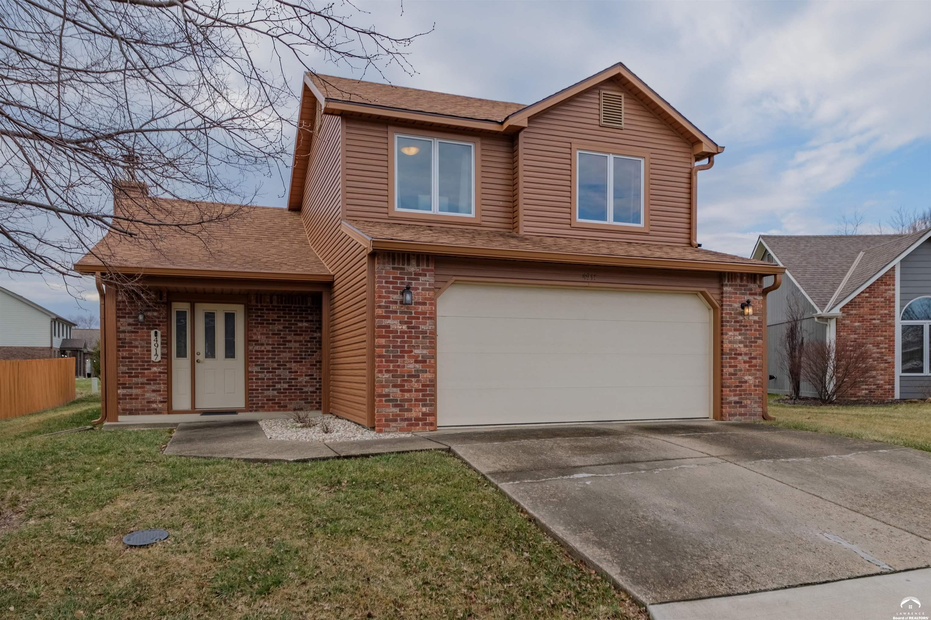 4917 Colonial Way Lawrence, KS 66049 - Photo 3 of 29