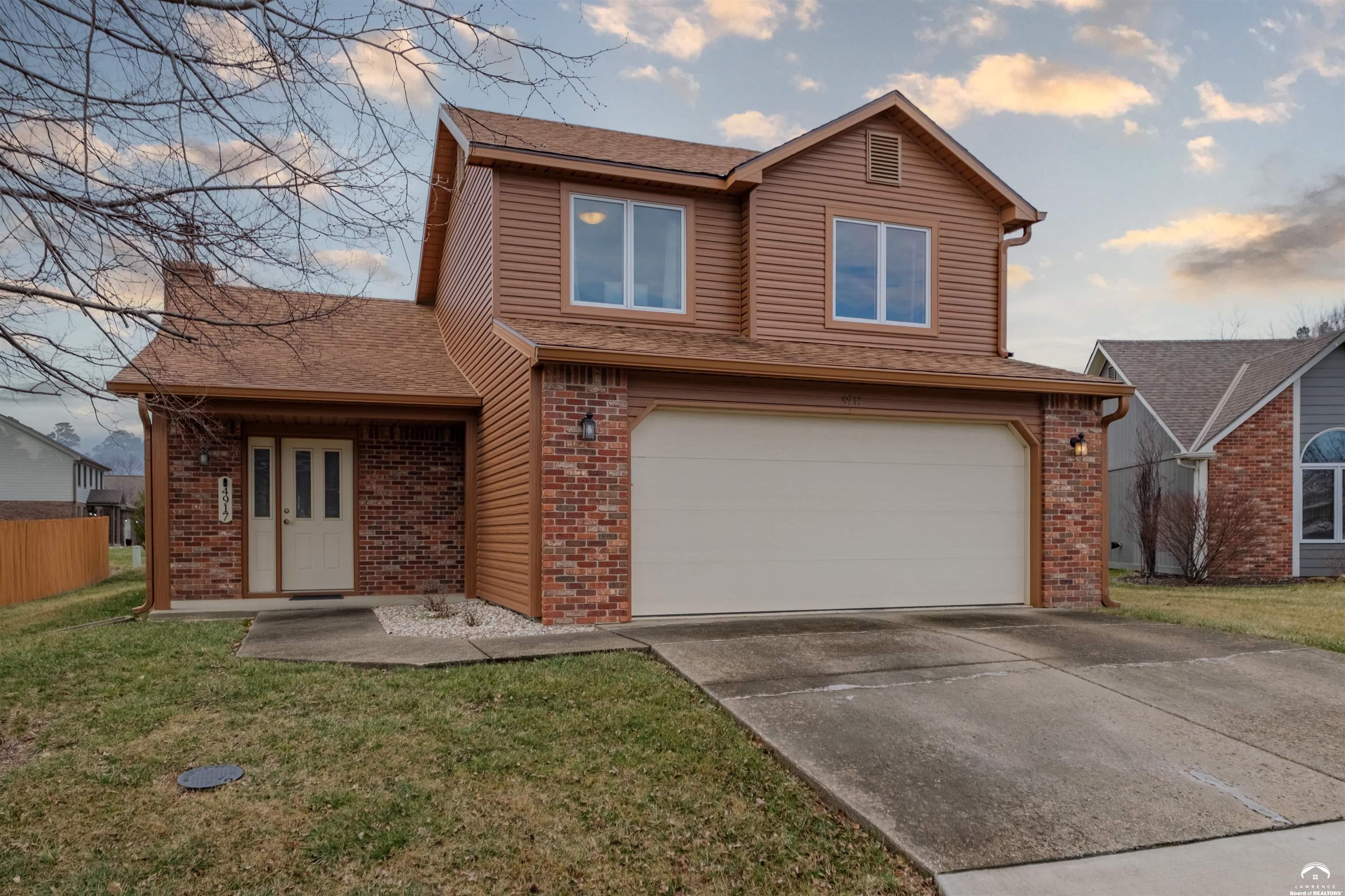 4917 Colonial Way Lawrence, KS 66049 - Photo 4 of 29