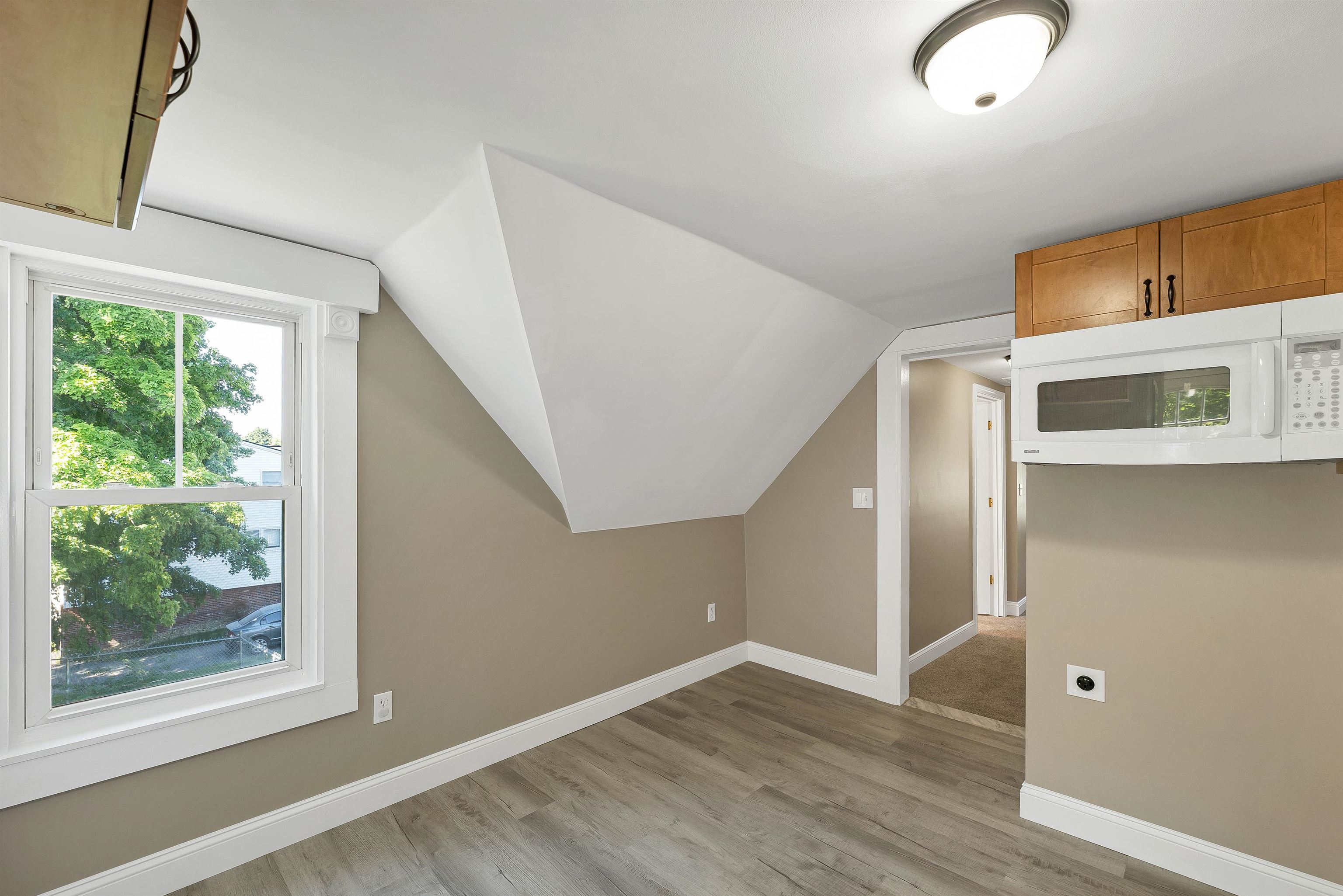 16 Brook Street Derry, NH 03038 - Photo 39 of 60
