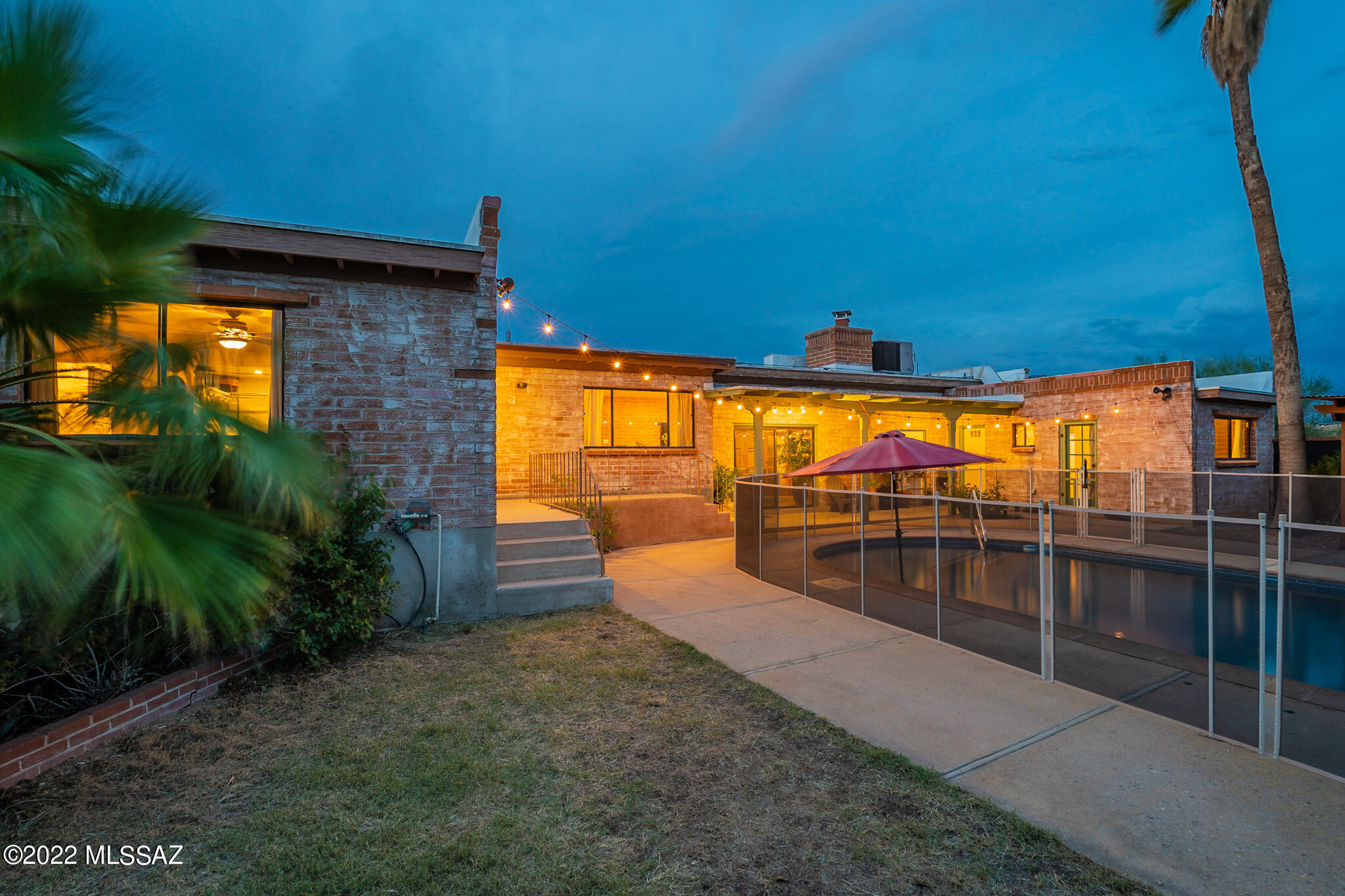 901 West Roller Coaster Road Tucson, AZ 85704 - Photo 16 of 40 Gallery Image 16