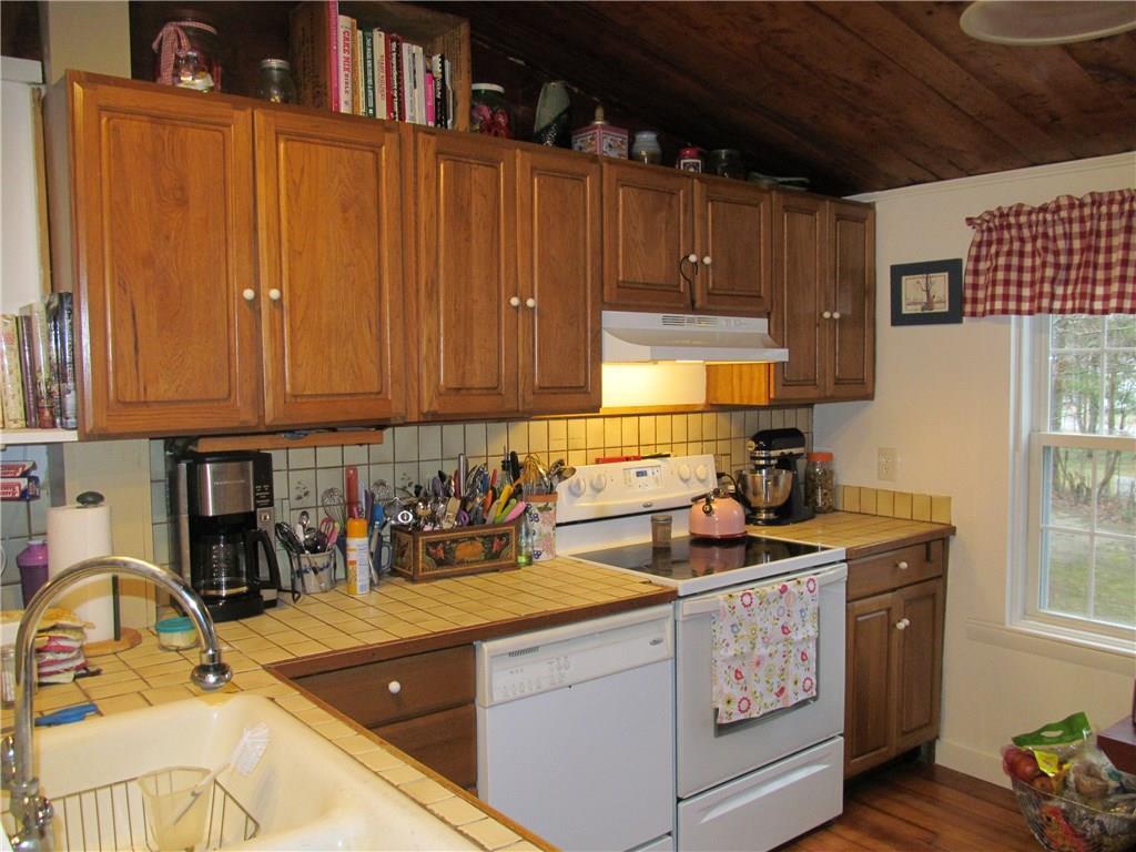290 Kennebunk Road Alfred, ME 04002 - Photo 19 of 34 Kitchen w/ wood ceilings
