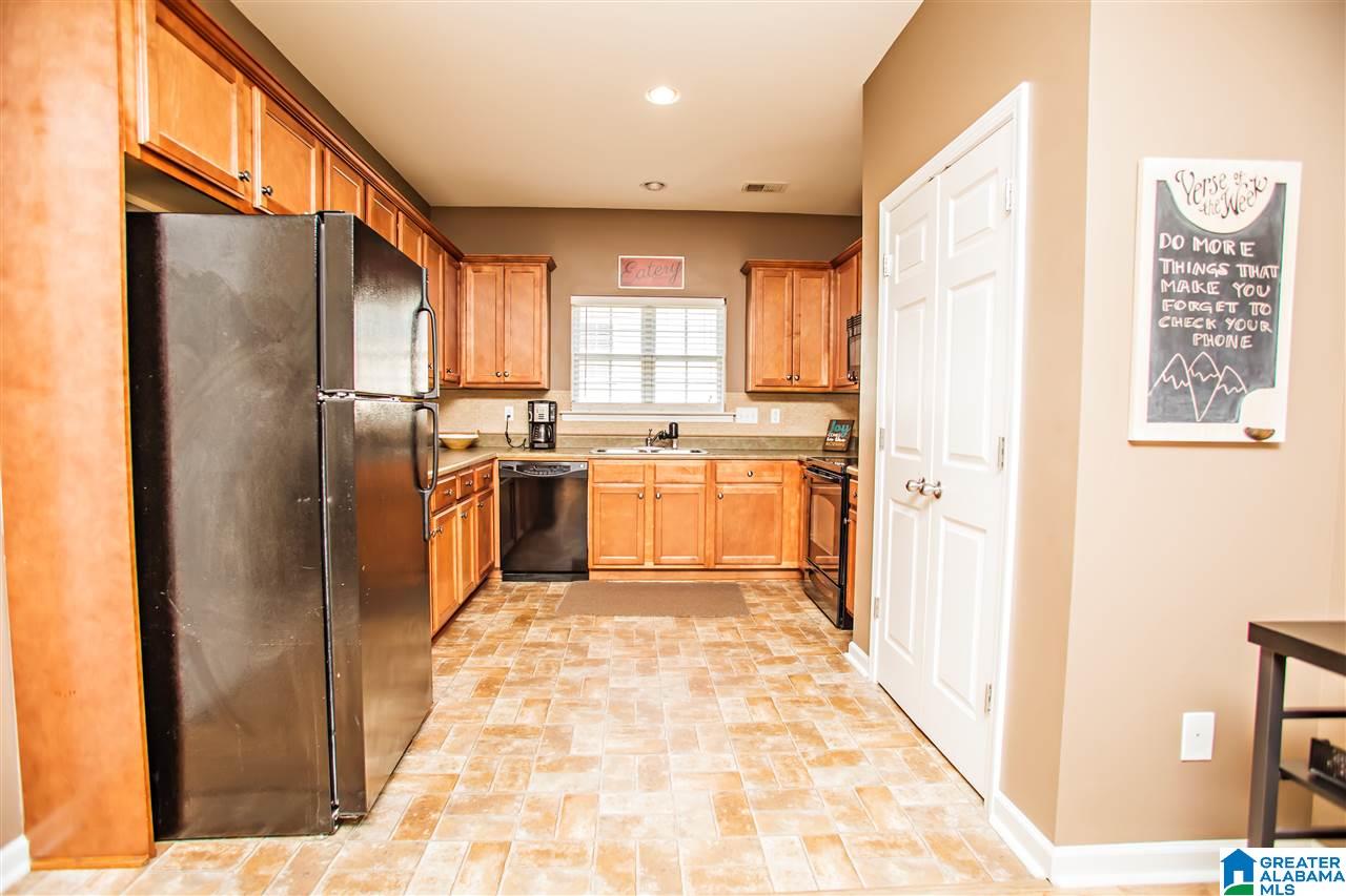 1004 Preston Place Chelsea, AL 35043 - Photo 13 of 31