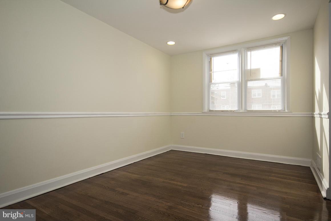 1130 Kevin Road Baltimore, MD 21229 - Photo 6 of 20 Dining Room