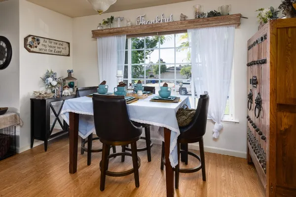 $419,900 | 2210 Northhill Street, Selma, CA 93662