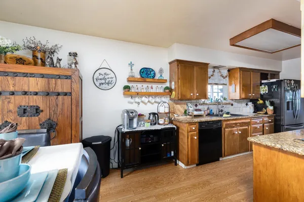 $419,900 | 2210 Northhill Street, Selma, CA 93662