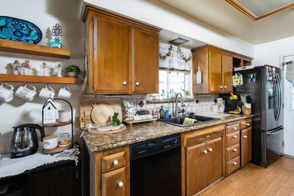 $419,900 | 2210 Northhill Street, Selma, CA 93662