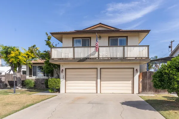 $419,900 | 2210 Northhill Street, Selma, CA 93662