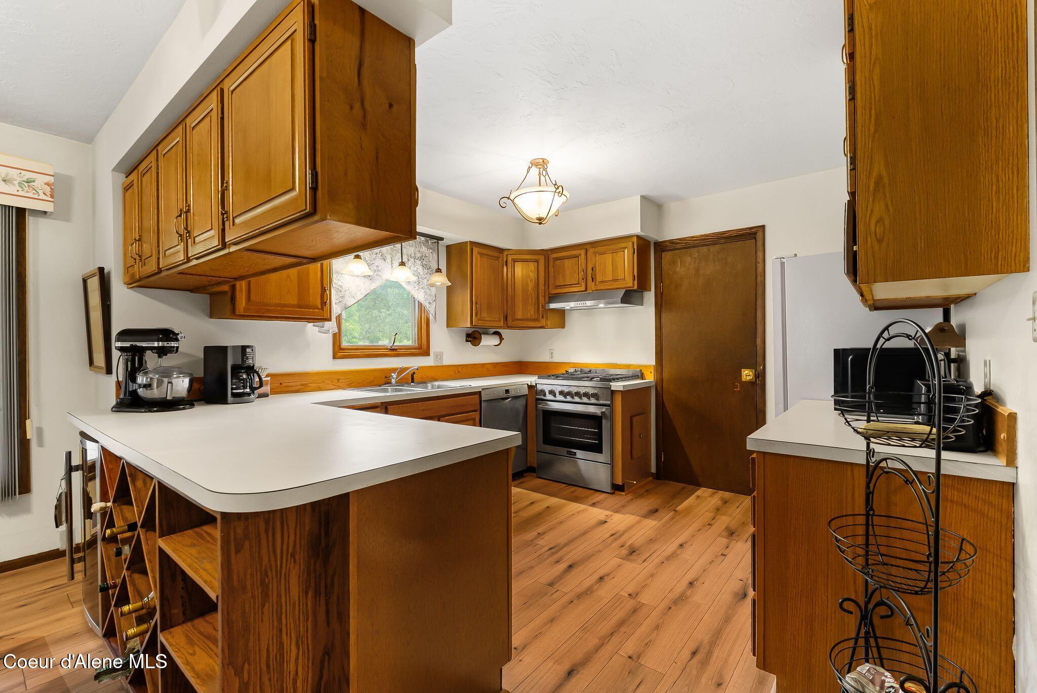 290 Syringa Heights Road Sandpoint, ID 83864 - Photo 19 of 65 11_KFM01716