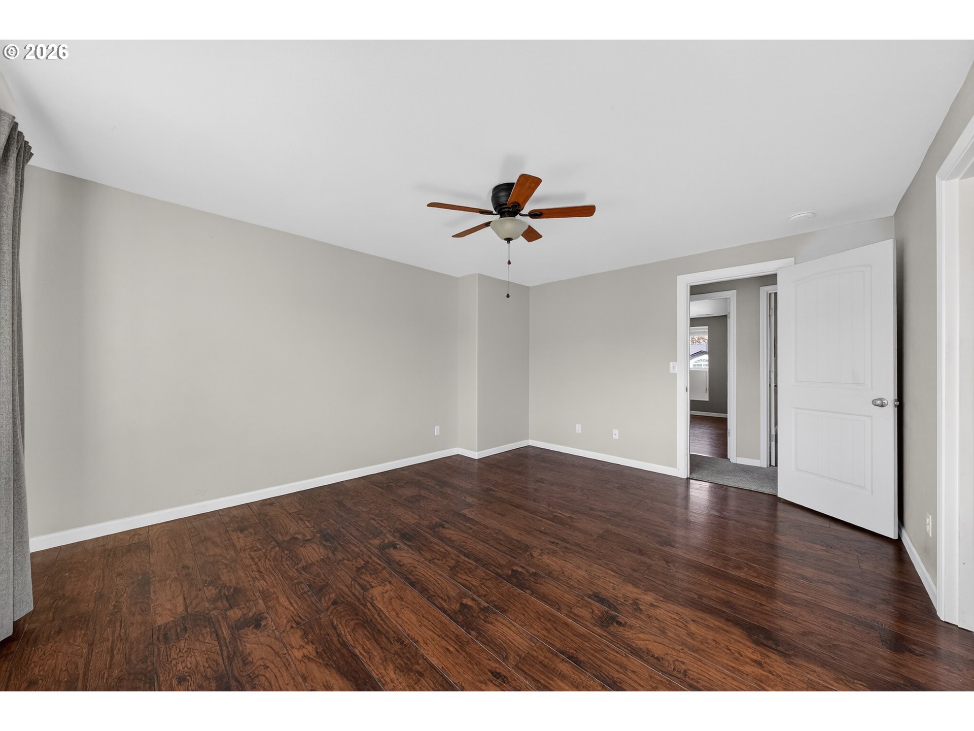 209 Northeast Rose Ridge Drive Winston, OR 97496 - Photo 16 of 42 Primary Bedroom