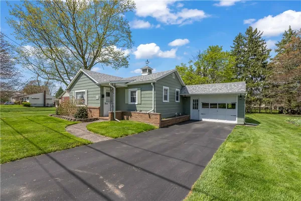 $169,900 | 171 Lyman Street, Sweden, NY 14420