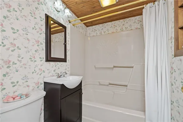 $169,900 | 171 Lyman Street, Sweden, NY 14420