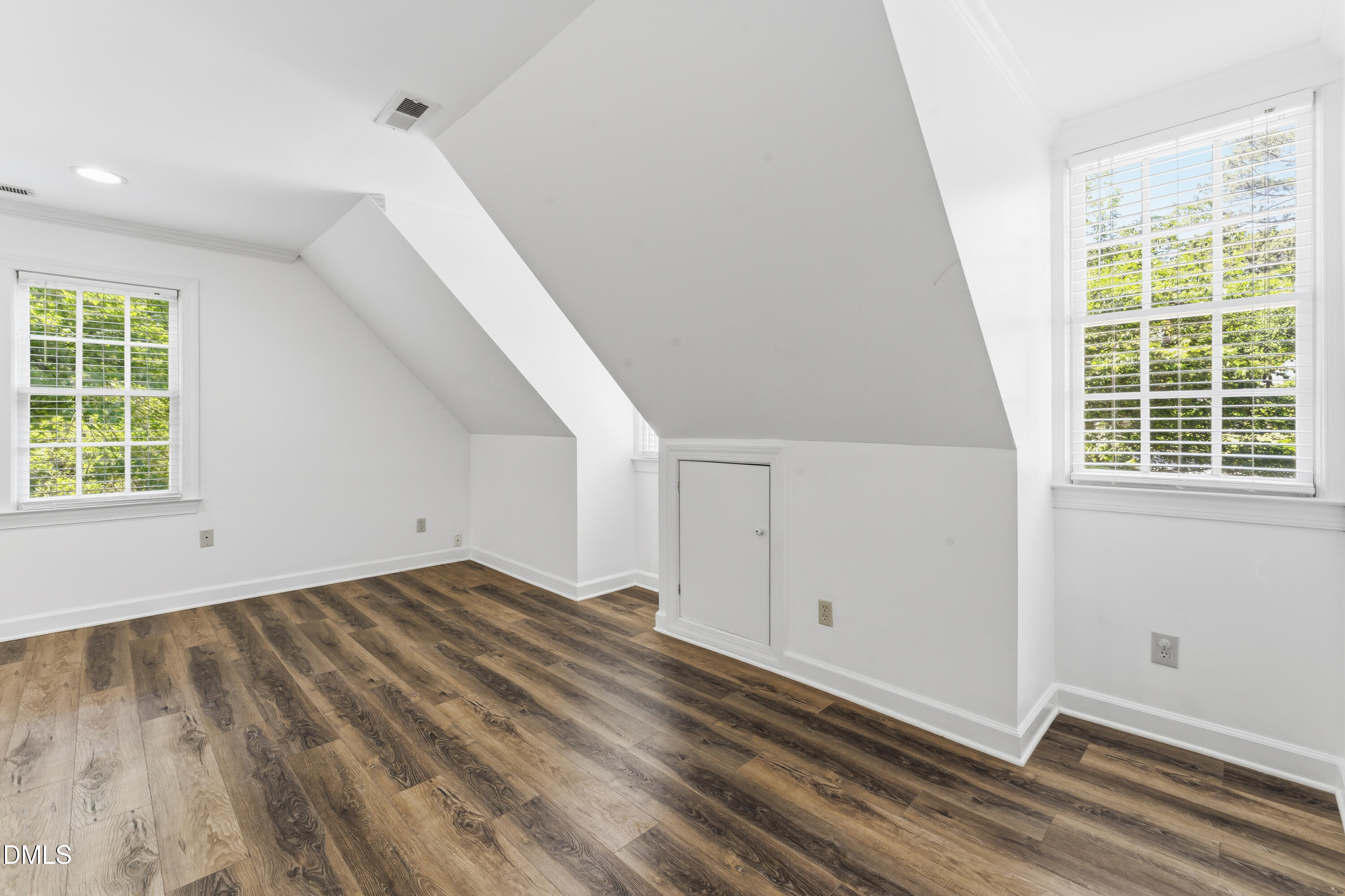 1101 Winterwind Place Raleigh, NC 27615 - Photo 22 of 42 photos_high_resolution_DSC06512