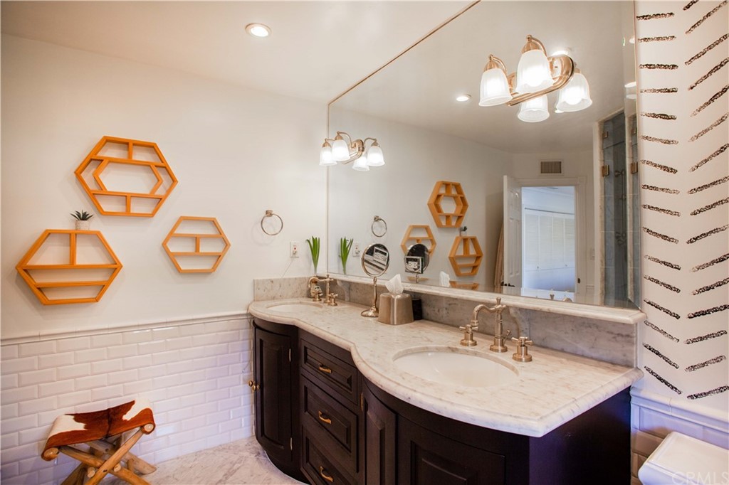 631 Barker Way Placentia, CA 92870 - Photo 19 of 37