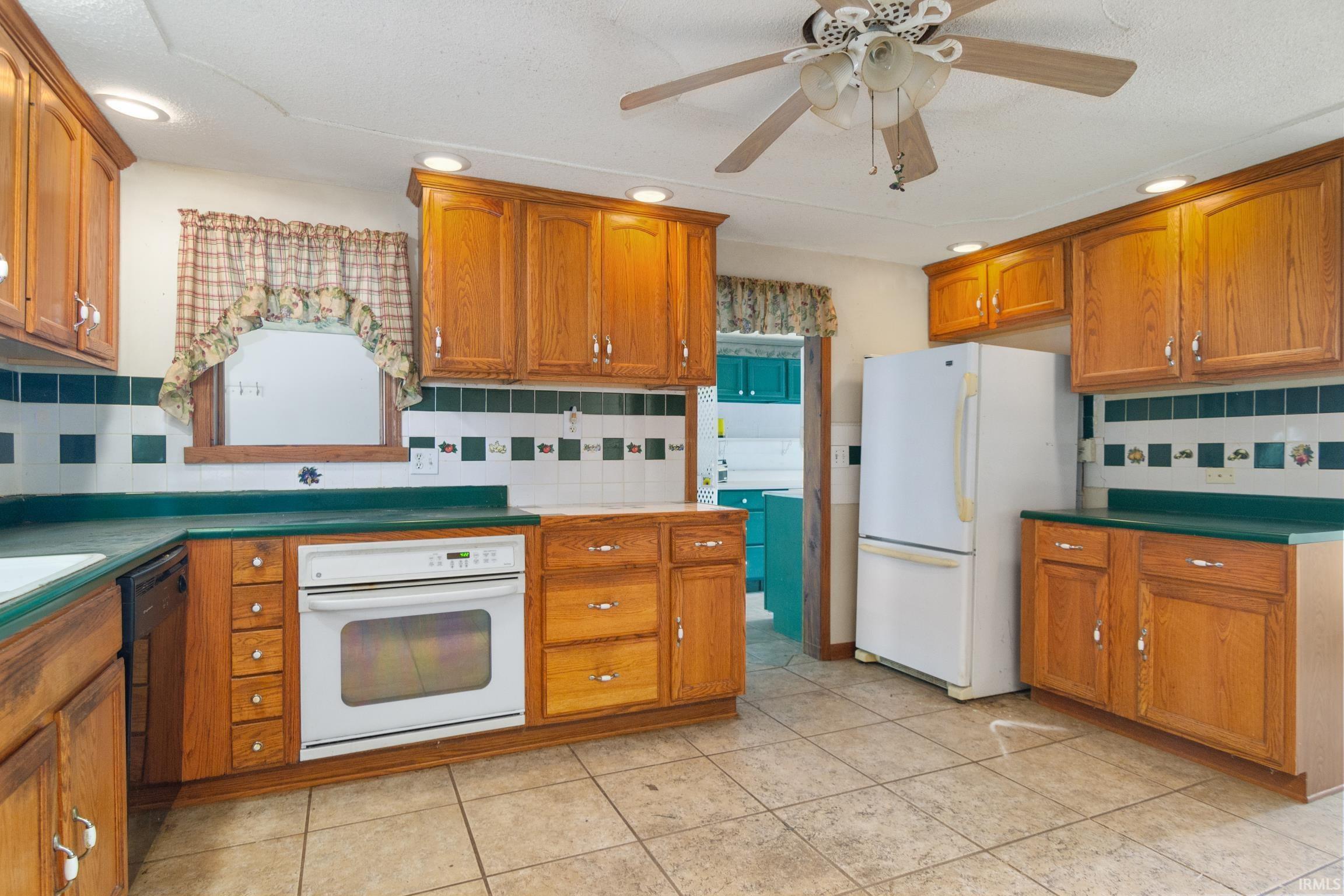 8500 Sharon Road Newburgh, IN 47630 - Photo 9 of 26 Gallery Image 9