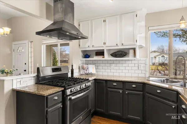 $493,900 | 77 South Silverwood Way, Eagle, ID 83616