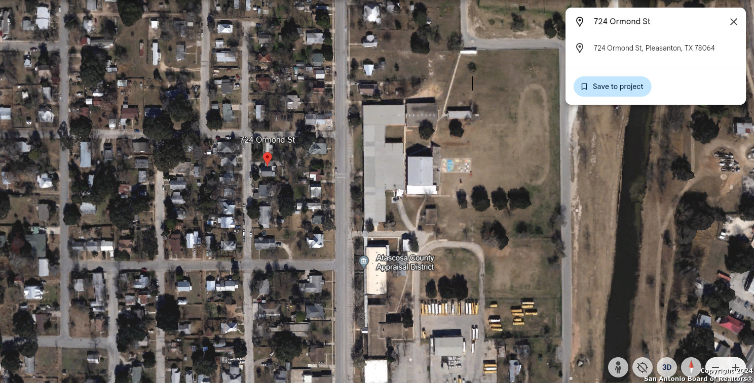 724 Ormond Street Pleasanton, TX 78064 - Photo 4 of 4 a picture of a bathroom