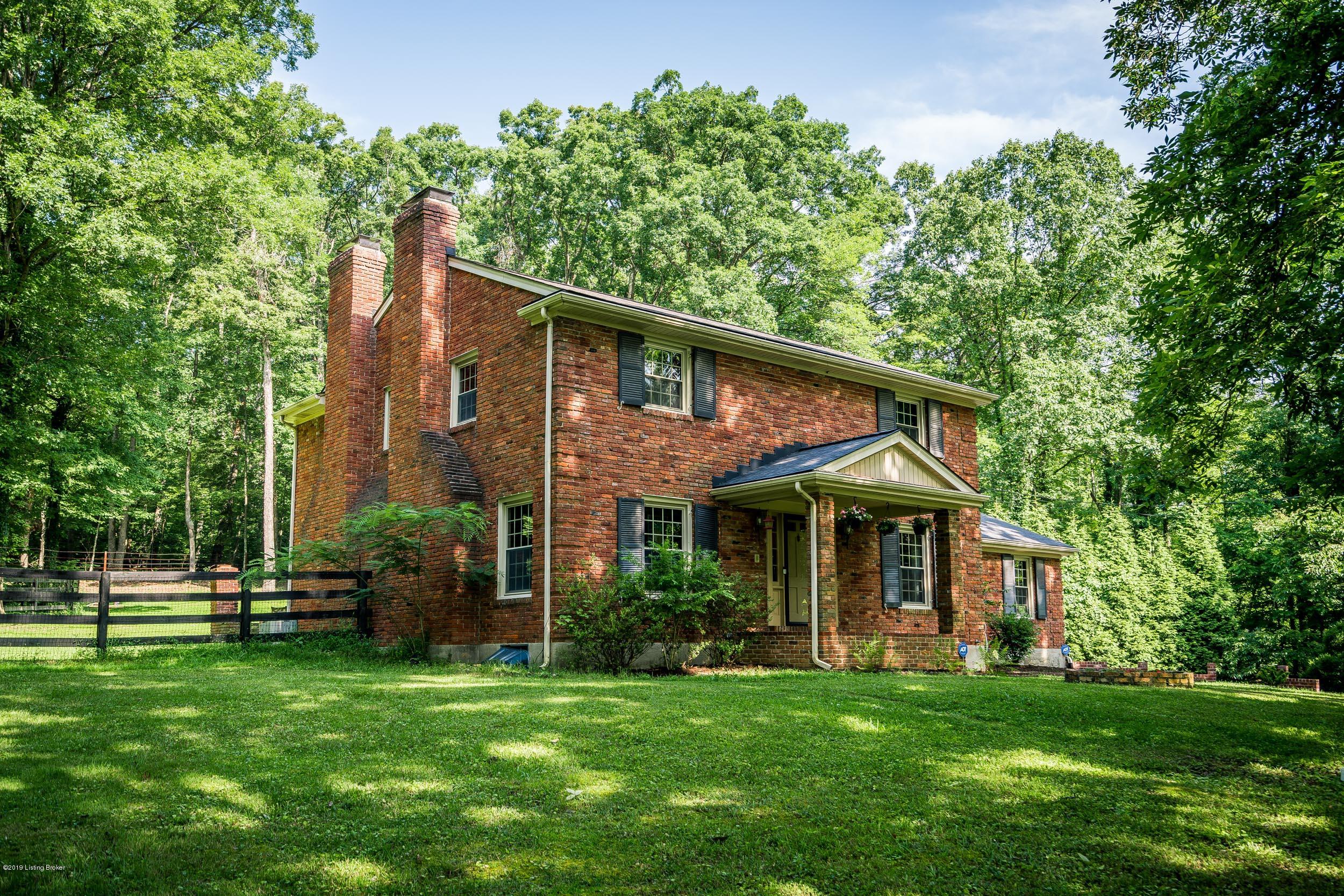 8020 Manslick Road Louisville, KY 40214 - Photo 11 of 67 8020 Manslick Rd-22