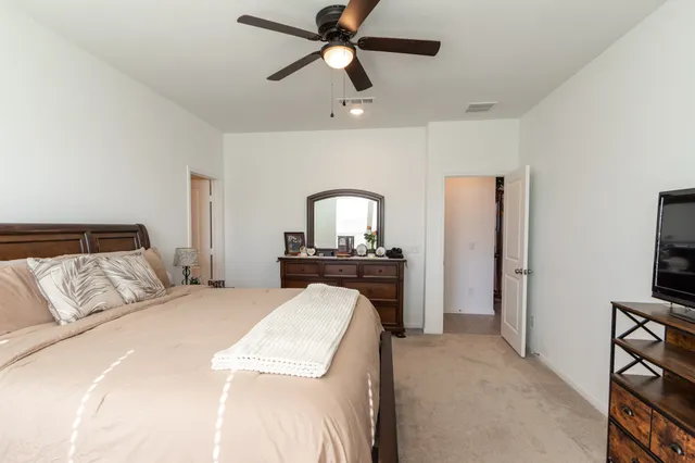 $300,000 | 336 Paso Fino Drive, Alvin, TX 77511