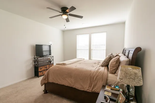 $300,000 | 336 Paso Fino Drive, Alvin, TX 77511