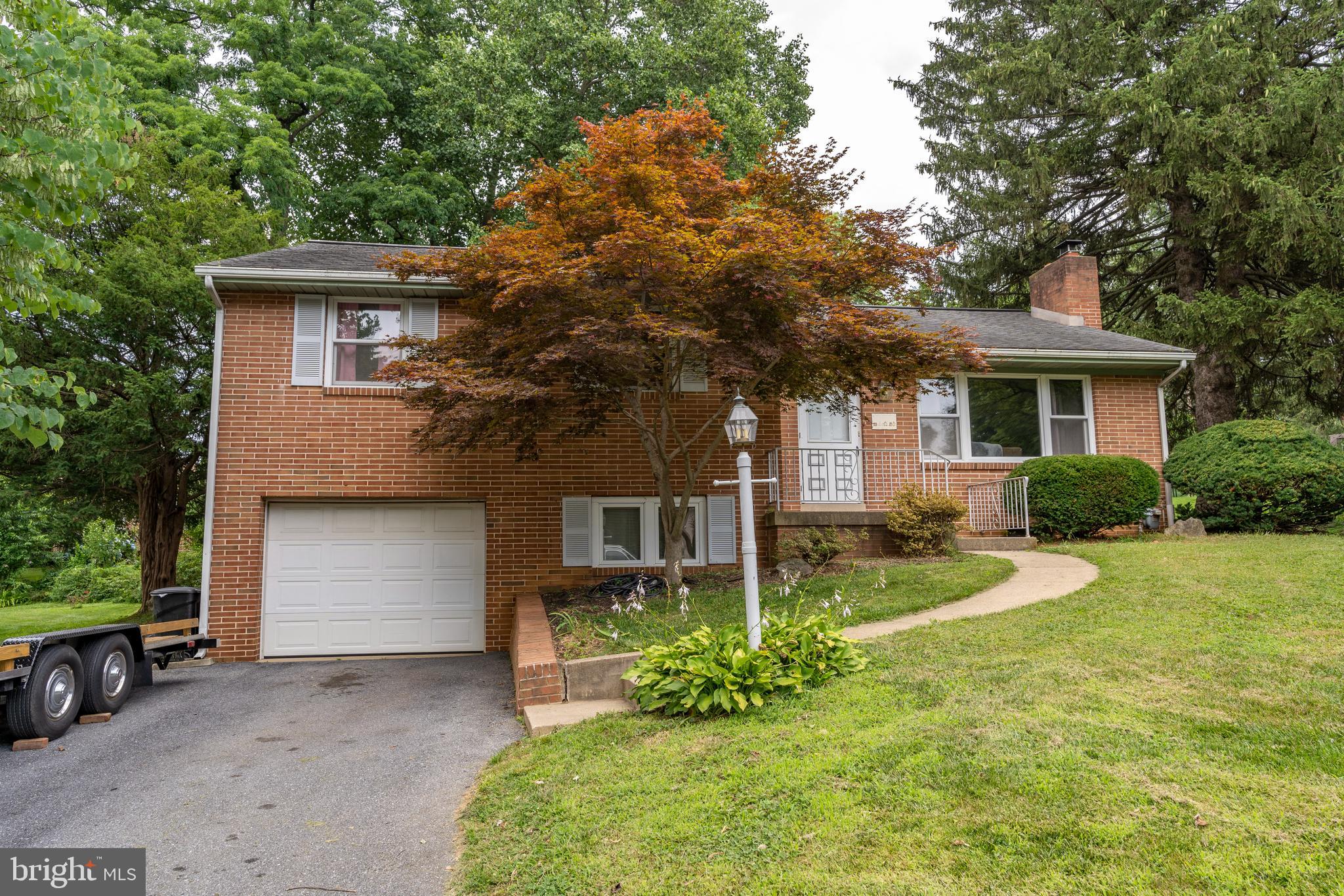 41 Springhouse Road Lancaster, PA 17603 - Photo 3 of 46 Gallery Image 3