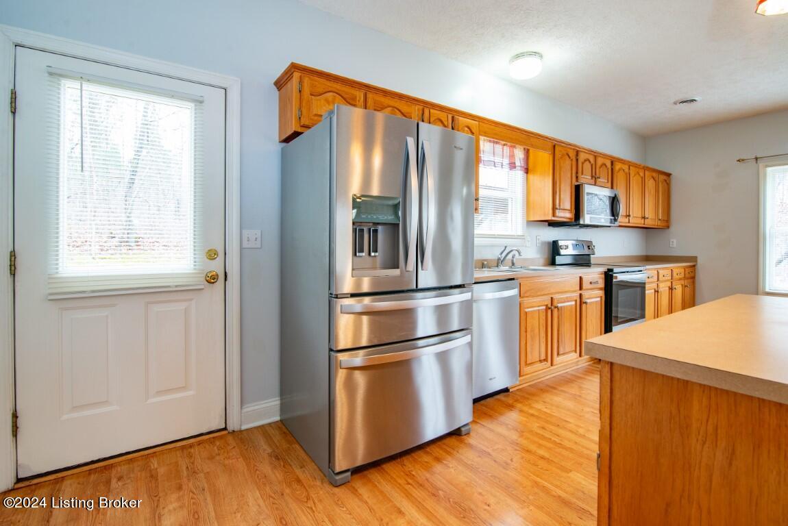 117 Rhodelia Road Payneville, KY 40157 - Photo 29 of 69 117 Rhodelia Road-28