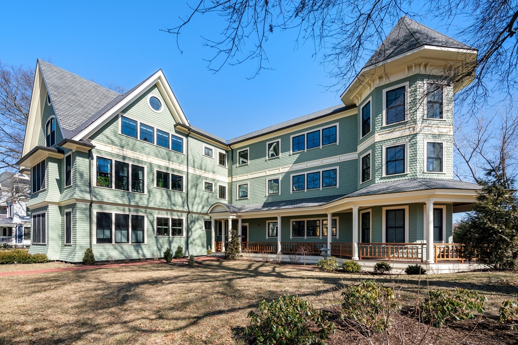16 Everett Street, Unit 202 Boston, MA 02130 - Photo 17 of 19 a front view of a building with street