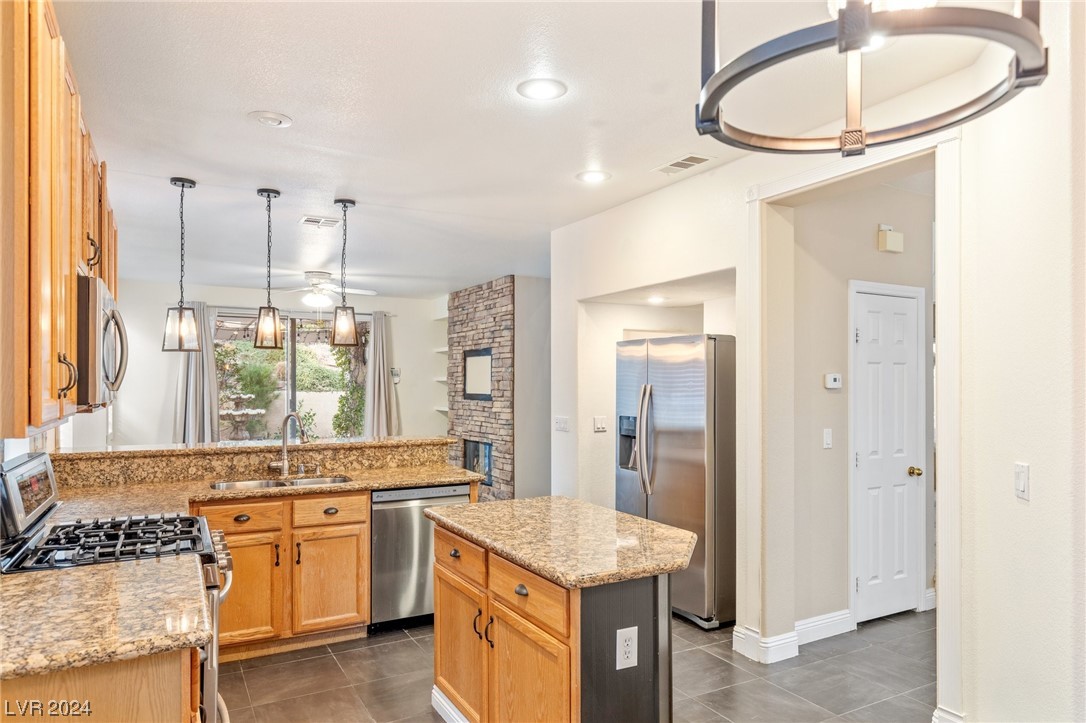 1809 Snow Spring Lane Las Vegas, NV 89134 - Photo 7 of 24