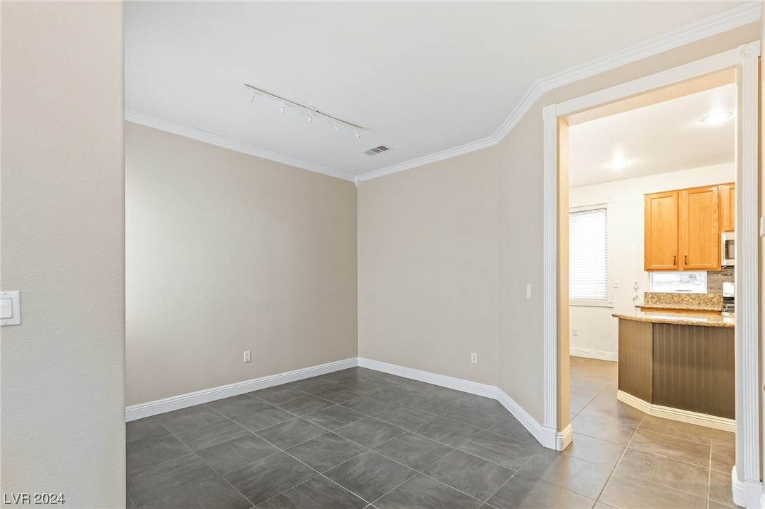 1809 Snow Spring Lane Las Vegas, NV 89134 - Photo 9 of 24