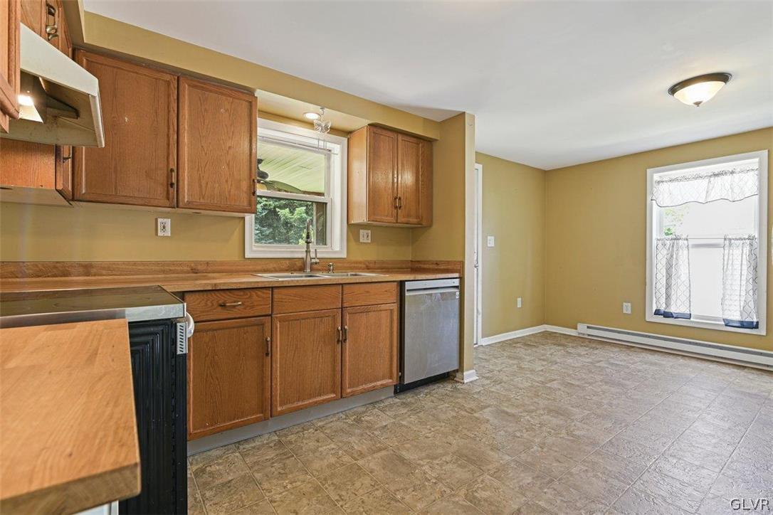 1156 Butztown Road Bethlehem, PA 18017 - Photo 11 of 36 Gallery Image 11