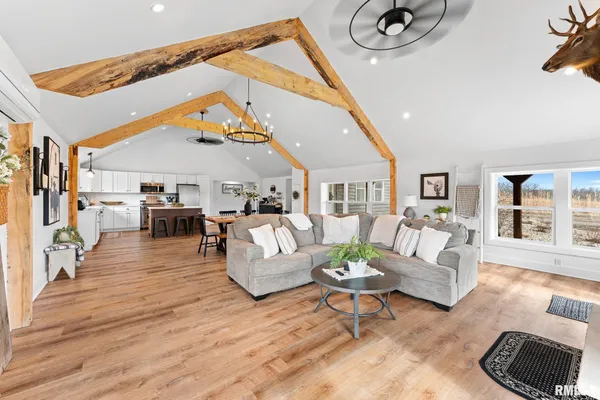 $664,500 | 1714 Knox Road 1950 East, Williamsfield, IL 61489