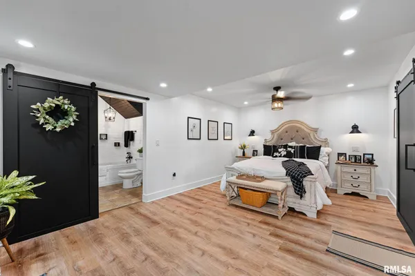 $664,500 | 1714 Knox Road 1950 East, Williamsfield, IL 61489